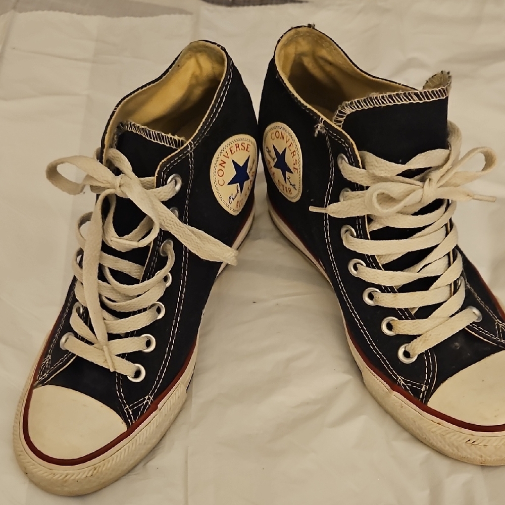 Converse Classic High-Tops in Black Canvas WEDGES !!